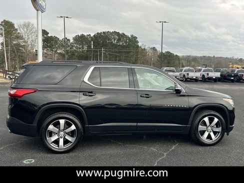 Used 2019 Chevrolet Traverse LT w/ LT Premium Package image 8