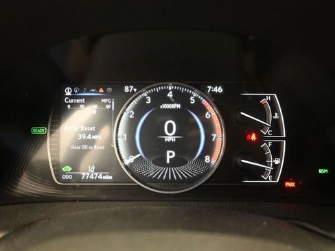 Used 2022 Lexus ES 300h Ultra Luxury w/ Accessory Package 2 FWD image 17