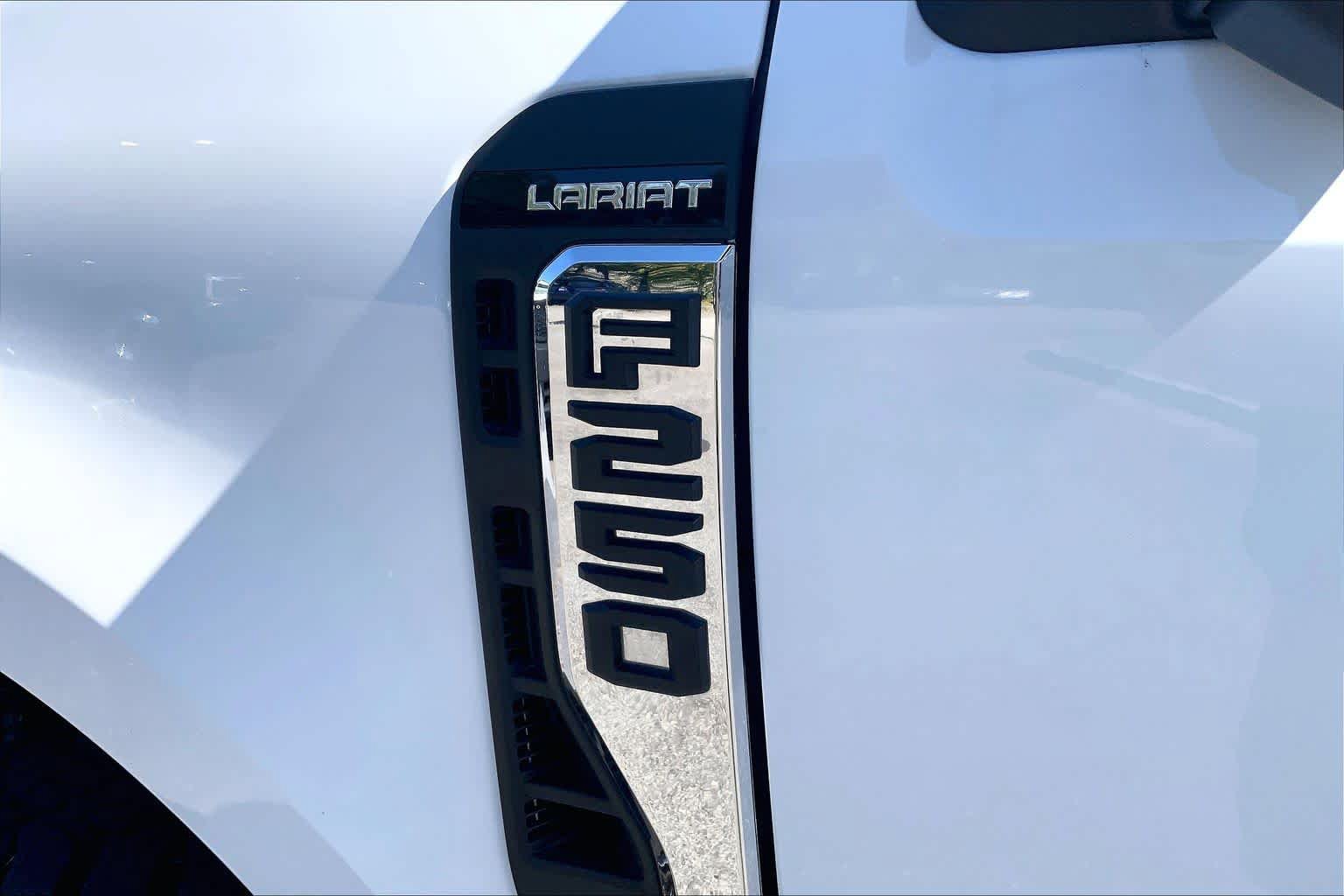 Used 2026 Ford F250 Lariat w/ Tremor Off-Road Package AWD/4WD image 30