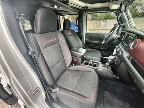 Used 2019 Jeep Wrangler Unlimited Rubicon w/ Safety Group image 27