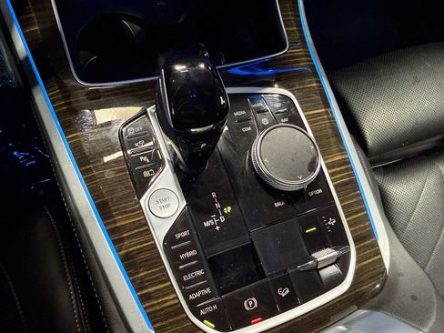 Used 2023 BMW X5 xDrive45e image 27