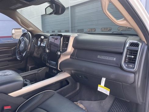 Used 2022 RAM 3500 Laramie image 13