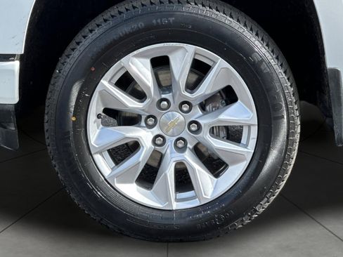 Used 2021 Chevrolet Silverado 1500 Custom image 23