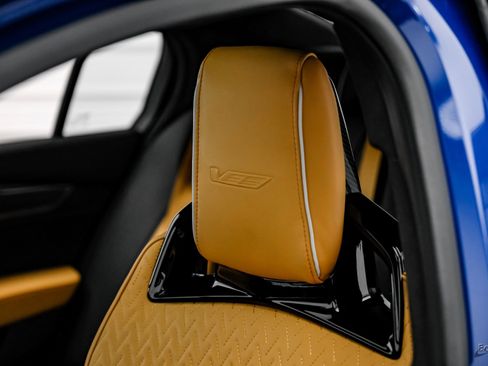 Used 2022 Cadillac CT5 V Blackwing image 38