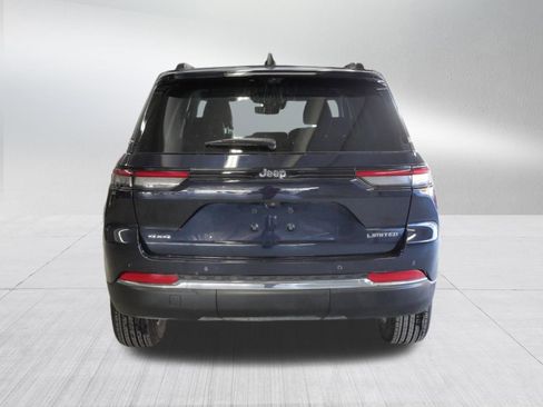 Used 2023 Jeep Grand Cherokee Limited w/ Luxury Tech Group II image 6