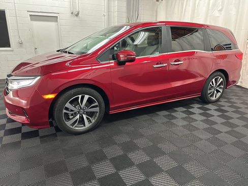 Used 2024 Honda Odyssey Touring image 5