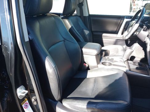 Used 2013 Toyota 4Runner SR5 image 17