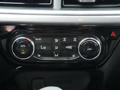 Used 2024 Chevrolet Trax ACTIV w/ Driver Confidence Package FWD image 18