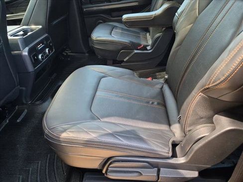 Certified 2022 Ford Expedition Max Platinum RWD image 21