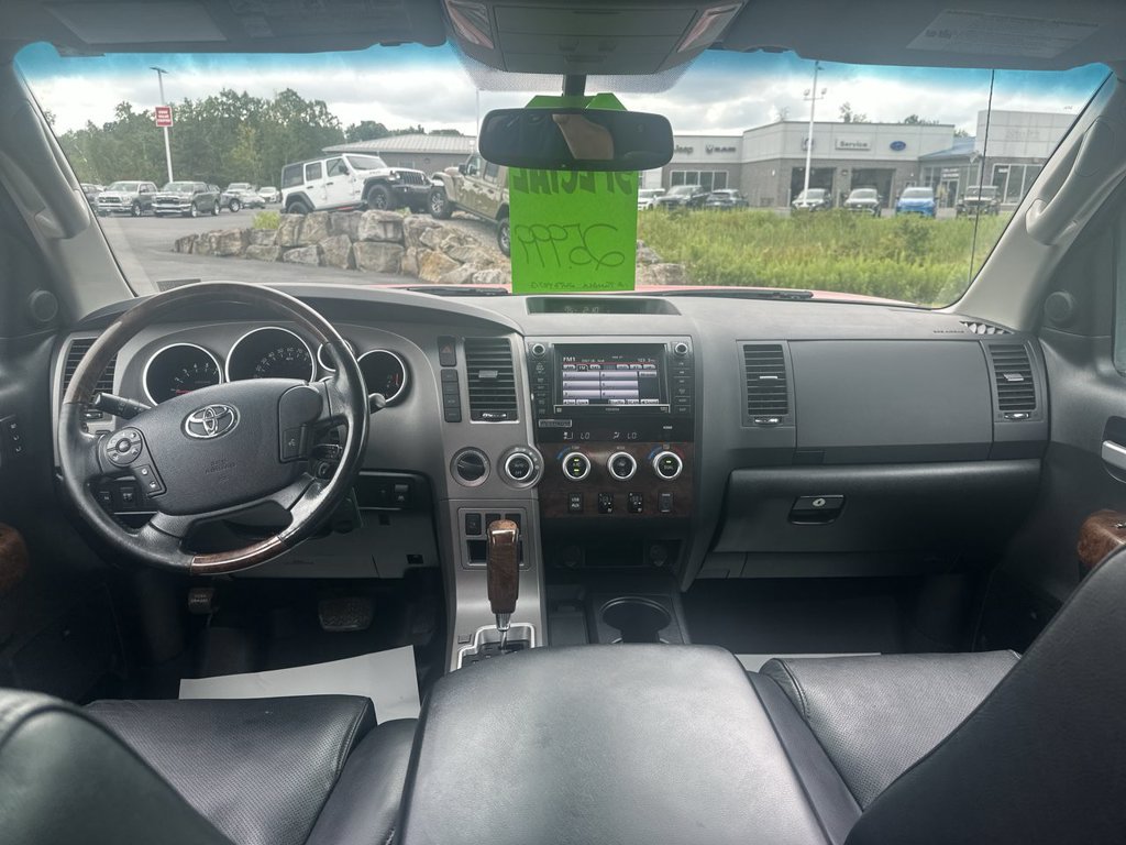 Used 2012 Toyota Tundra Limited w/ Platinum Pkg AWD/4WD image 10