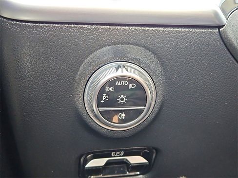 Used 2024 Mercedes-Benz C 300 4MATIC Sedan image 18