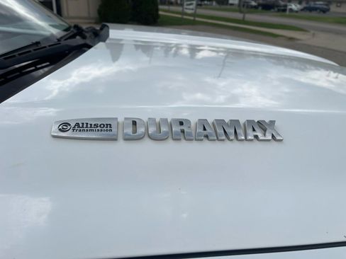 Used 2015 Chevrolet Silverado 3500 W/T AWD/4WD image 19