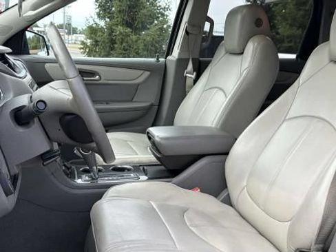 Certified 2015 Chevrolet Traverse LT w/ LPO, 'HIT The Road' Package AWD/4WD image 5