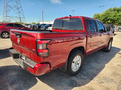 Used 2023 Nissan Frontier SV w/ SV Premium Package image 5
