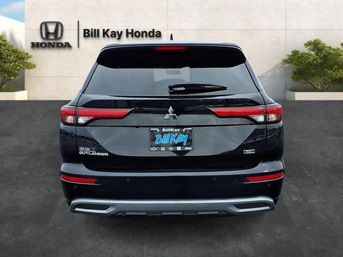 Used 2022 Mitsubishi Outlander SEL AWD/4WD image 4