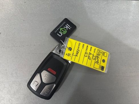 Used 2023 Audi Q5 2.0T Premium w/ Convenience Package image 41