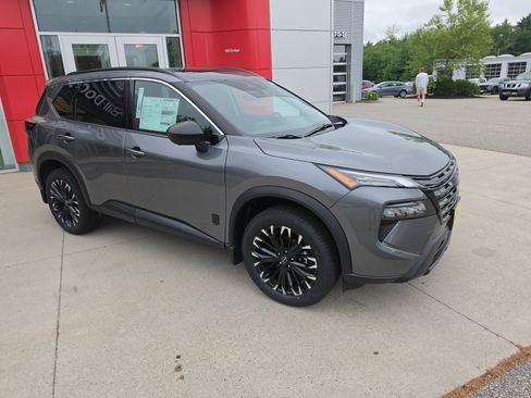 New 2026 Nissan Rogue Dark Armor AWD/4WD image 9
