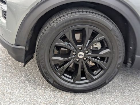 Certified 2020 Ford Explorer Limited image 4