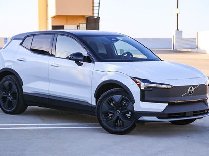 New 2026 Volvo EX30 Cross Country Ultra