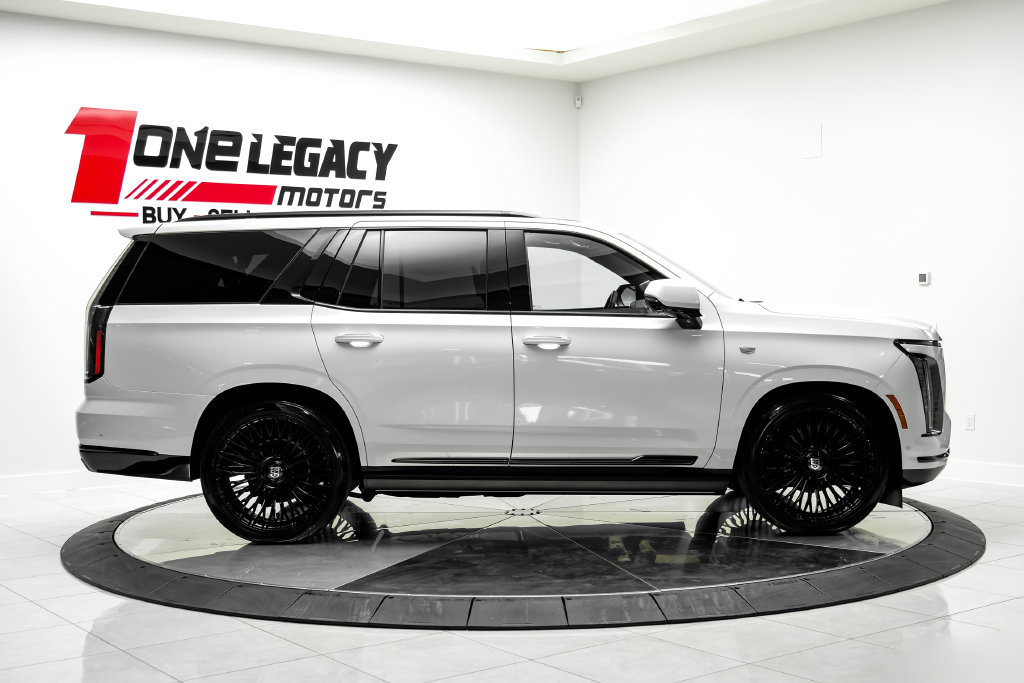 Used 2025 Cadillac Escalade Sport Platinum AWD/4WD image 5
