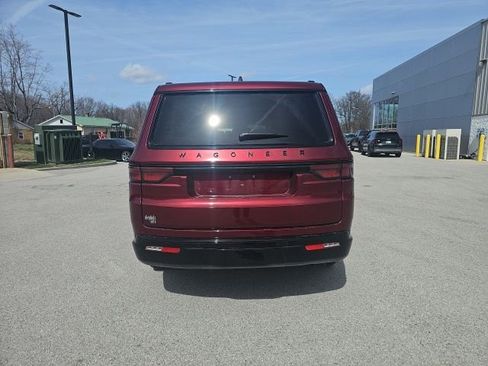 Used 2024 Jeep Wagoneer Series II image 4