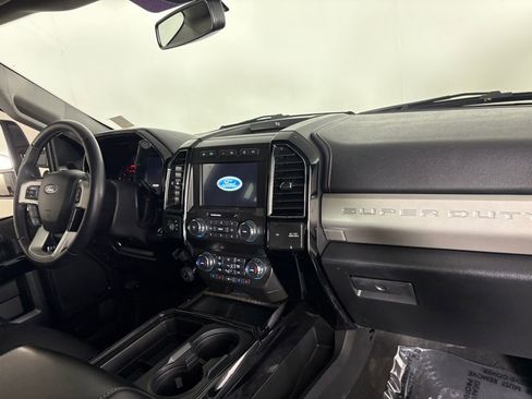 Used 2021 Ford F250 Lariat w/ Lariat Ultimate Package image 36