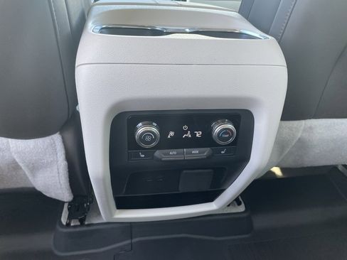 Used 2024 GMC Acadia Denali w/ Super Cruise Package image 25