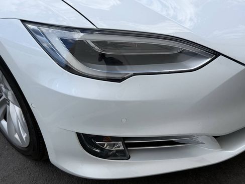 Used 2018 Tesla Model S 75D AWD/4WD image 24