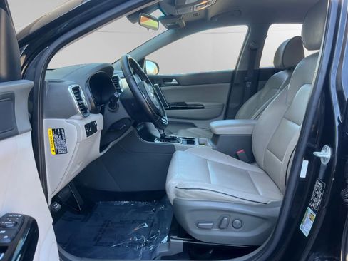 Used 2018 Kia Sportage EX image 11