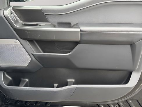 Used 2022 Ford F150 Lariat w/ Equipment Group 502A High image 19