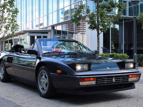 Used 1989 Ferrari Mondial T Cabriolet RWD image 92