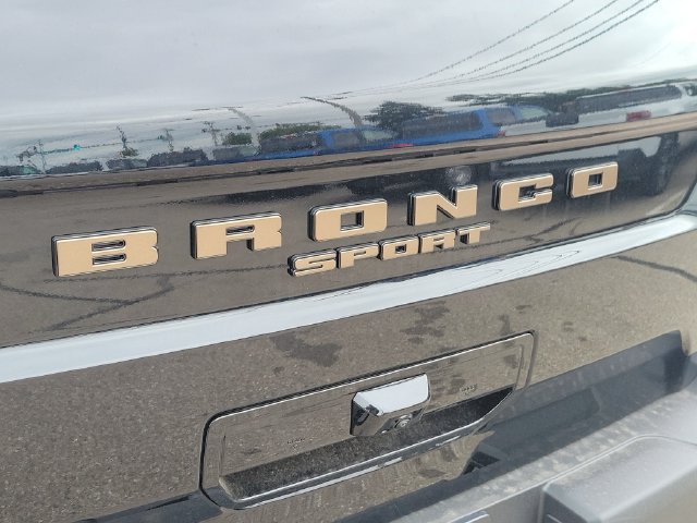 New 2026 Ford Bronco Sport Badlands w/ Bronze Package AWD/4WD image 6