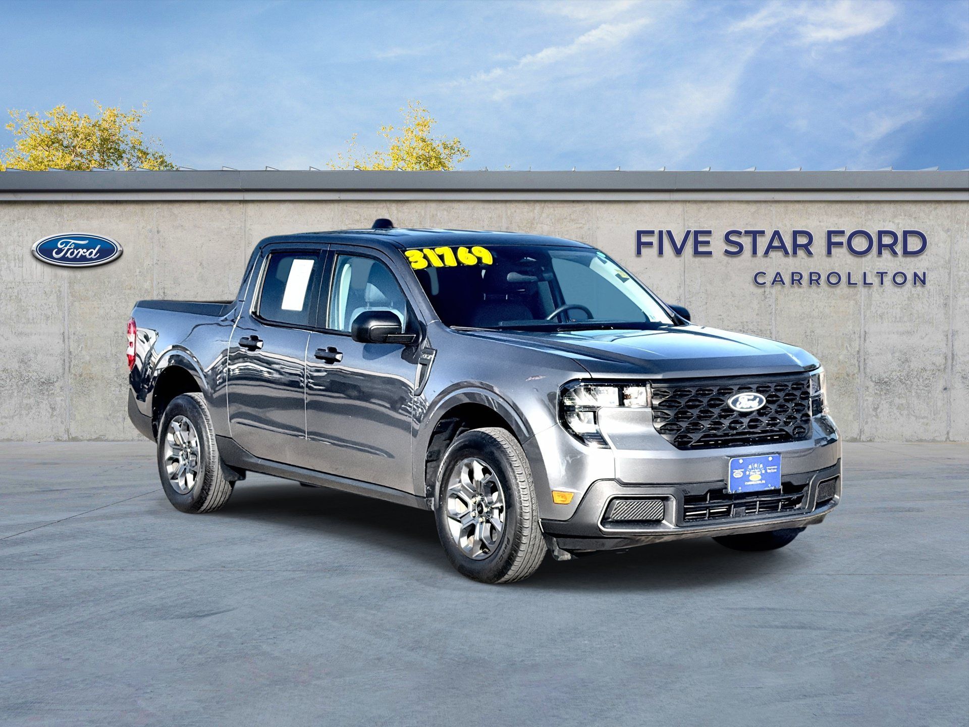 Used 2025 Ford Maverick XLT w/ Equipment Group 302A AWD/4WD image 1