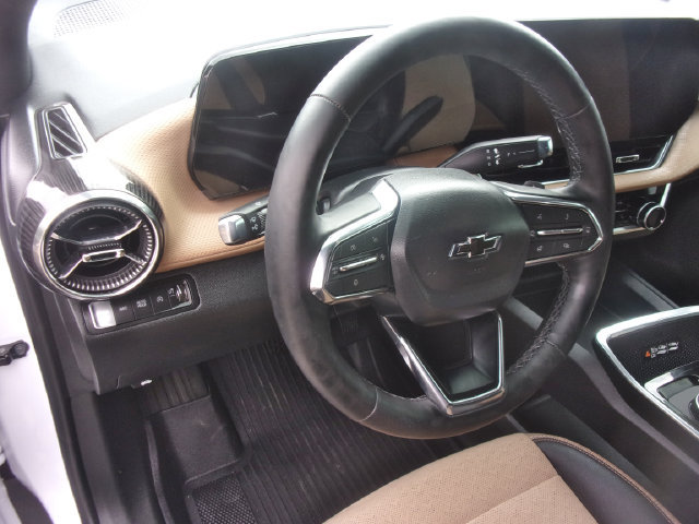 Used 2026 Chevrolet Equinox ACTIV w/ Convenience Package III AWD/4WD image 25