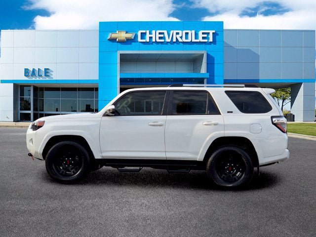 Used 2023 Toyota 4Runner SR5 AWD/4WD image 6