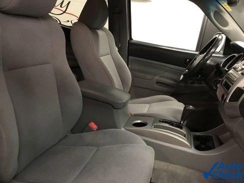 Used 2011 Toyota Tacoma 4x4 Double Cab w/ TRD Sport Pkg image 37