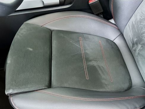 Used 2023 Mercedes-Benz GLB 250 image 20