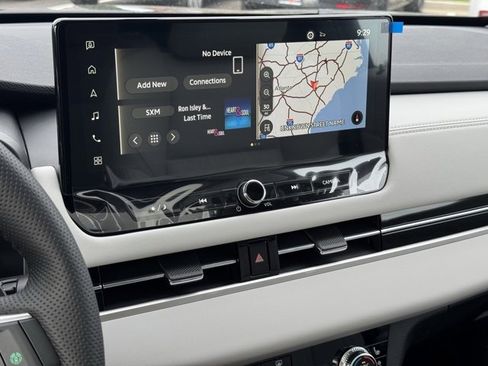 New 2025 Mitsubishi Outlander AWD image 28