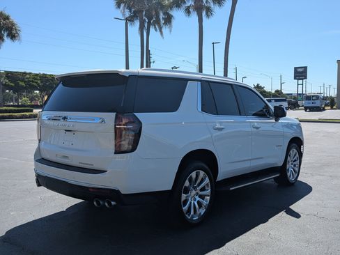 Used 2021 Chevrolet Tahoe Premier w/ Premium Package image 6