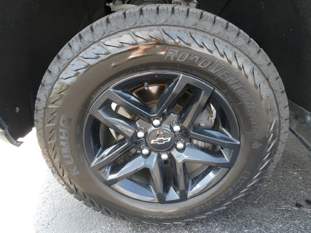 Used 2019 Chevrolet Silverado 1500 LT Trail Boss AWD/4WD image 10
