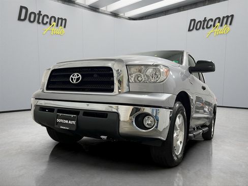 Used 2008 Toyota Tundra 4x4 Double Cab image 2