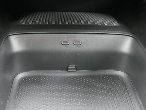 New 2025 Chevrolet Blazer EV LT image 18