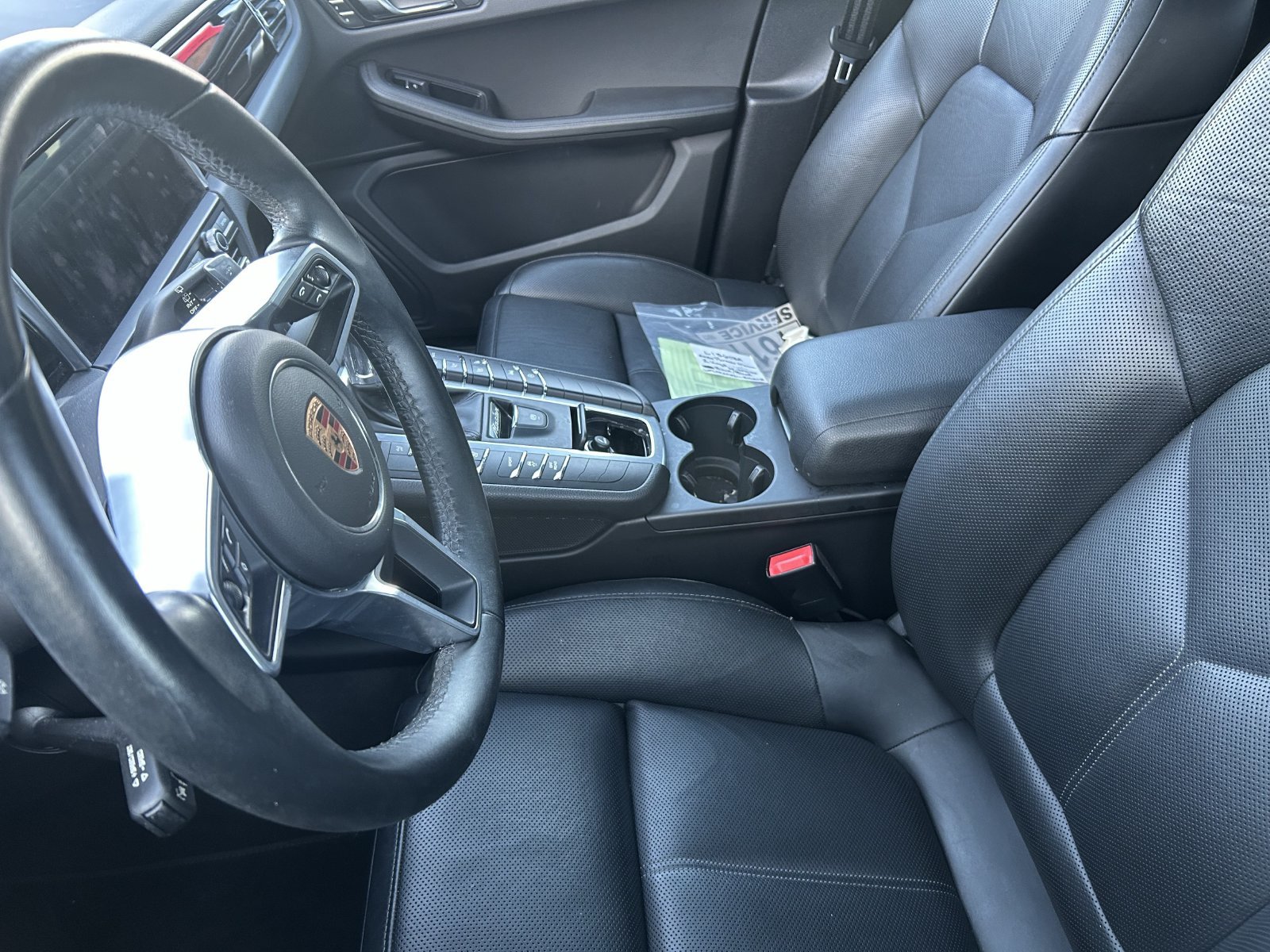 Used 2020 Porsche Macan AWD/4WD image 12