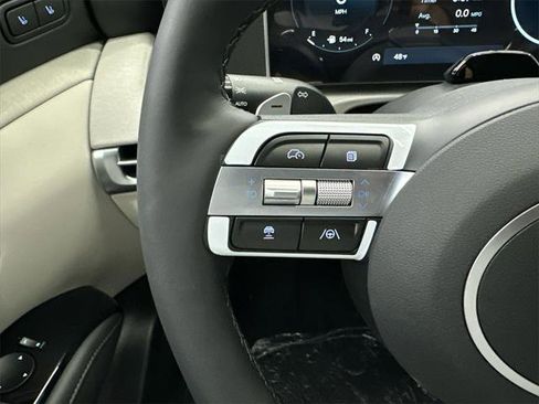 New 2026 Hyundai Tucson Limited image 28