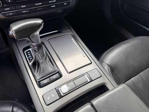 Used 2018 Genesis G80 3.8 image 15