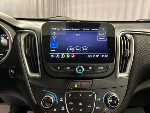 Used 2024 Chevrolet Malibu LT image 17