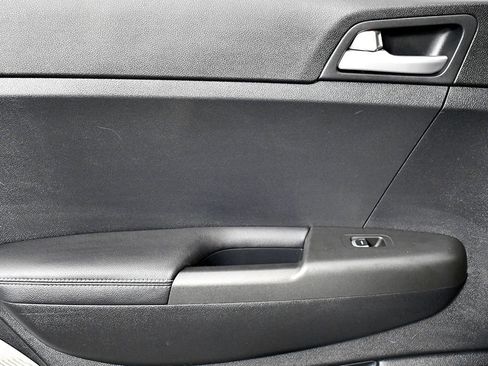 Used 2019 Kia Sportage LX image 29