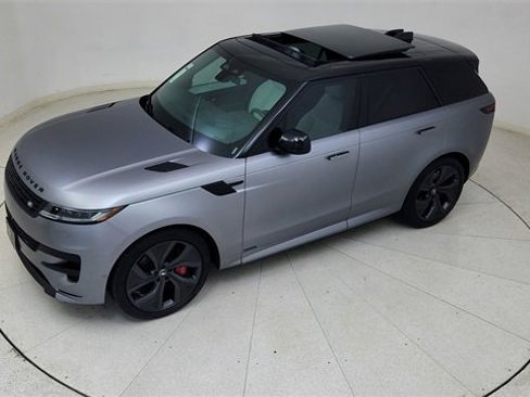Used 2025 Land Rover Range Rover Sport Autobiography image 81
