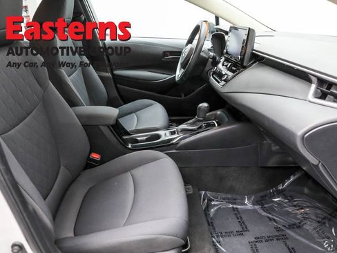 Used 2022 Toyota Corolla LE image 22