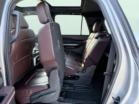 Used 2023 Ford Expedition Max Limited image 39
